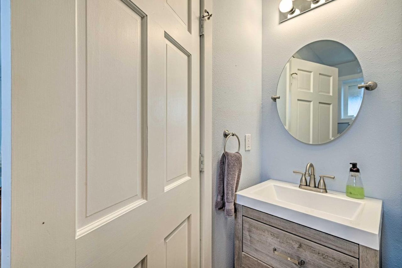 Duplex With Shared Yard - Near Long Beach! Bagian luar foto